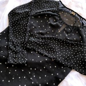 Black/Off-White Patterned Blouse • S • Old Navy